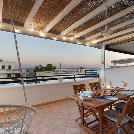 Casa Vacanze Orlando - Con Veranda Vista Mare A 200M Dal Mare Santa Maria di Leuca Eksteriør bilde