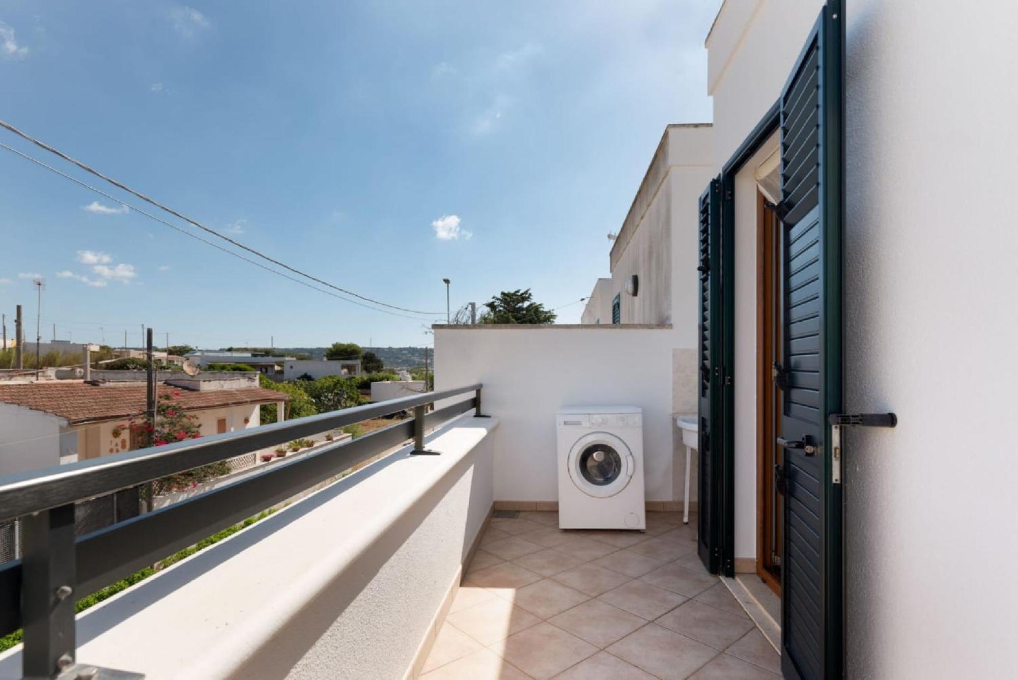 Casa Vacanze Orlando - Con Veranda Vista Mare A 200M Dal Mare Santa Maria di Leuca Eksteriør bilde